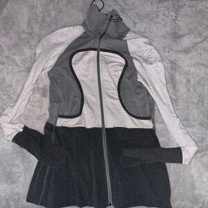 Colorblock Zip-Up Hoodie Jacket in Gray and White